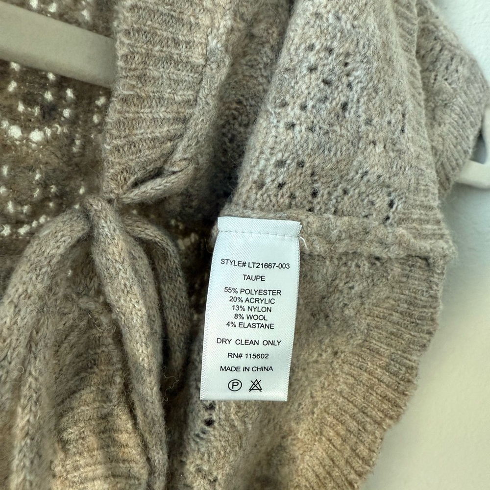 Lush Sweetheart Neck Taupe Knit Cardigan Vest - Picture 5 of 8